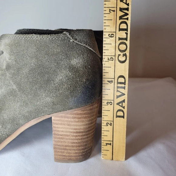 Toms Lunata Olive Green Lace-up Suede Ankle Heeled Booties sz 8.5 - Picture 9 of 10